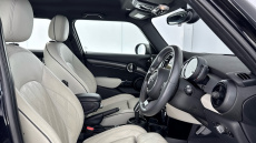 MINI Hatchback 1.5 Cooper Exclusive 5dr Auto [Nav Pack] Petrol Hatchback